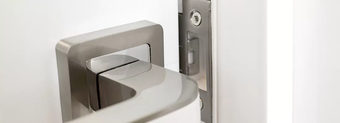 Seamless Integration of Magnetic Locks with Access Control Systems in Bayshore Gardens, FL