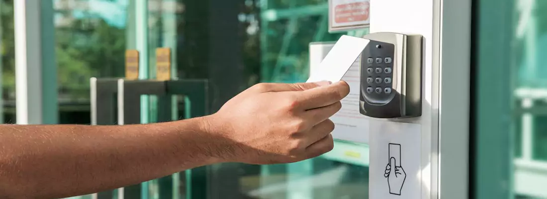 The Best Access Control Features for Properties in Bayshore Gardens, FL